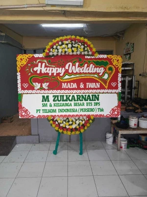 Papan Bunga di Karang Sari