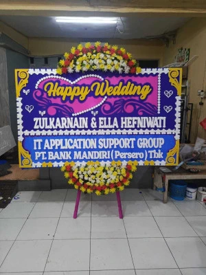 Papan Bunga di Karang Sari